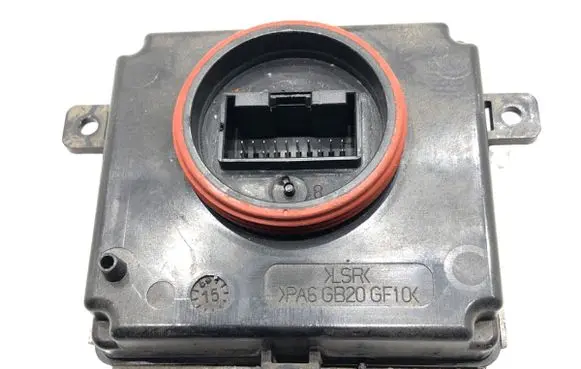 Audi A7 S7 4G Voltage converter/converter module 4G0907697F