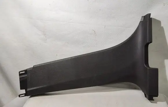 Chevrolet Equinox (B) pillar trim (bottom) 84601275