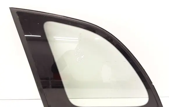 Toyota RAV 4 (XA20) Rear side window 43R00122 AS2 M2H3