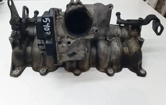 Volkswagen PASSAT B6 Intake manifold 03G129713