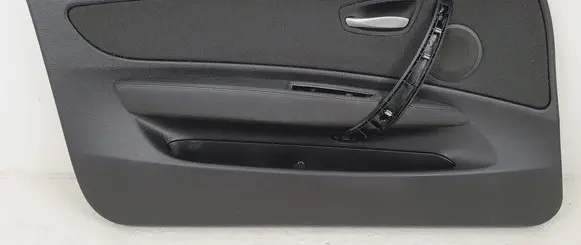 BMW 1 E81 E87 Front door card panel trim 7122654