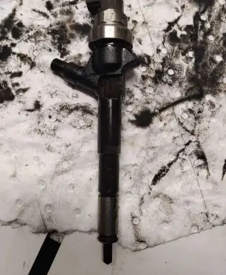 Fuel injectors set