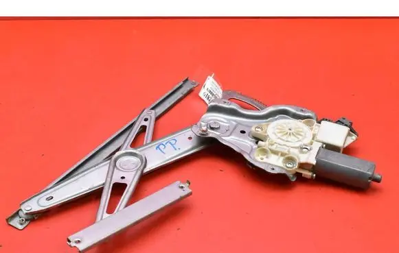 Toyota Avensis Verso Front door window regulator with motor 69810-05050