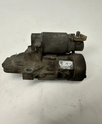 Mazda 6 Starter motor M000T90981