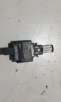 Volvo XC90 Brake pedal sensor switch 8622064 SASAA90