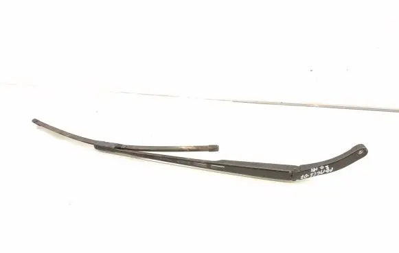 Windshield/front glass wiper blade