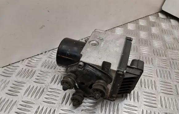 Volkswagen PASSAT B6 ABS Pump 3C0614095P