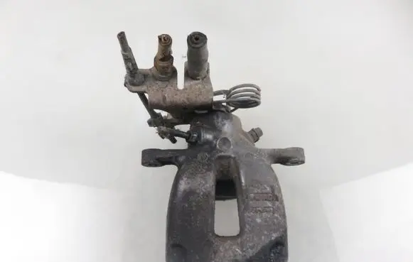 Volkswagen Caddy Rear brake caliper