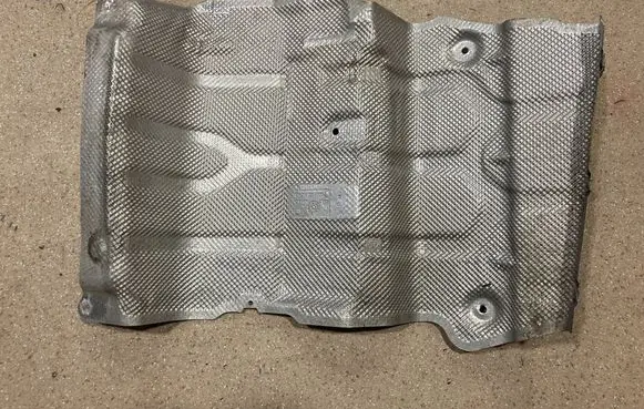 Exhaust heat shield