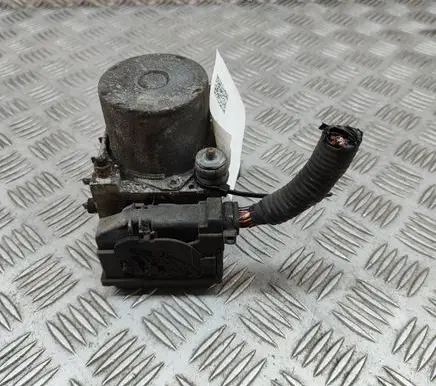 Subaru Outback ABS Pump 27534AG030