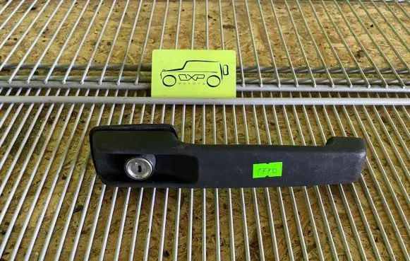 Mercedes-Benz G W461 W463 1st Gen Rear door exterior handle A4637600959 4637600959