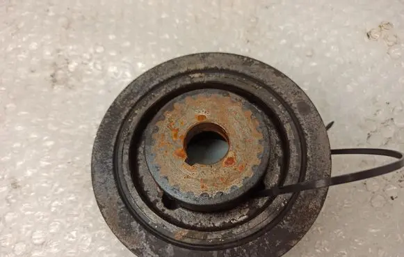 Subaru Legacy Crankshaft pulley