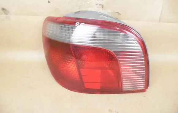 Toyota Yaris Rear/tail lights