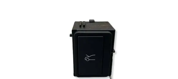 Jaguar I-Pace Tailgate opening switch M9R311B654AA