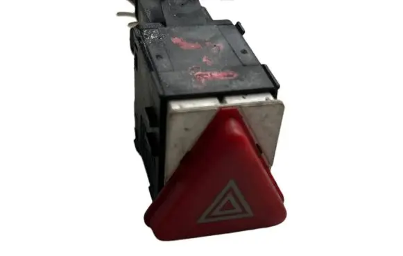 Skoda Fabia Mk1 (6Y) Hazard light switch 6Y0953235