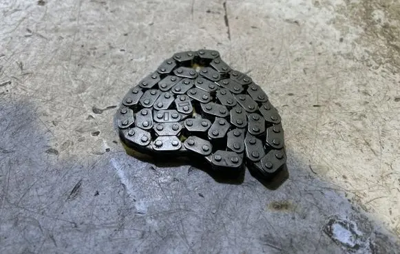 Dodge Challenger Oil pump chain 