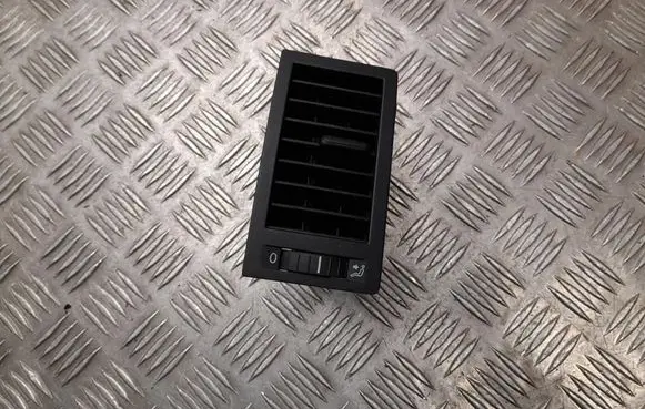Volkswagen Multivan T4 Dash center air vent grill 7E5815706