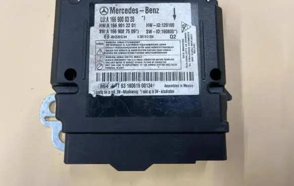 Mercedes-Benz GLE (W166 - C292) Airbag control unit/module A1669000320 A1669027509 A1669012201