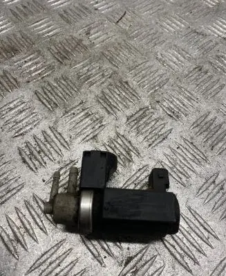 Renault Laguna II Turbo solenoid valve 820027045