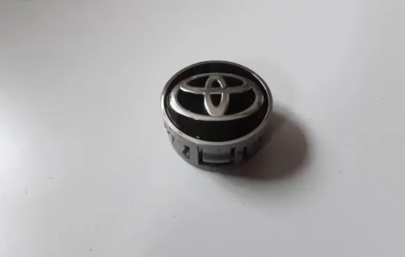 Toyota Prius (XW50) Original wheel cap A55052170