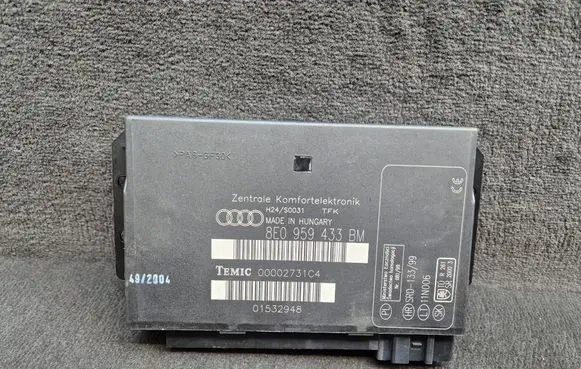 Audi A4 S4 B7 8E 8H Comfort/convenience module 8E0959433BM