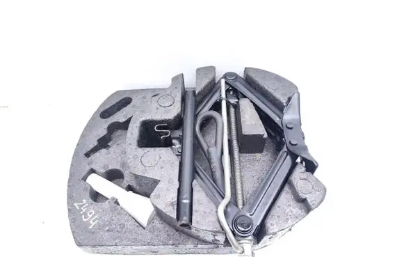 Ford Mondeo MK IV Lift Jack 7S7117009BC