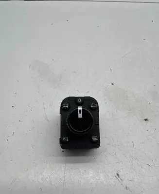 Audi Q4 Sportback e-tron Wing mirror switch 4N0959565 10141063 KL526072022