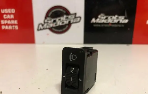 BMW 5 E39 Headlight level height control switch 8360460