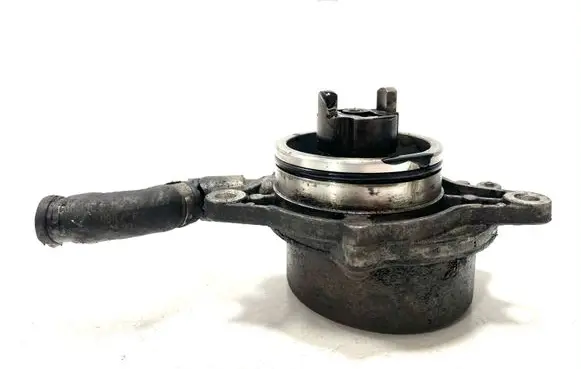 BMW 3 E90 E91 Vacuum pump 700437