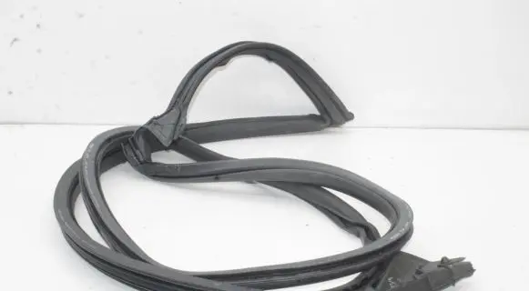 Audi A7 S7 4K8 Rubber seal front door (on door) 