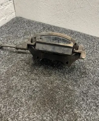 Mercedes-Benz GLE (W166 - C292) Front brake caliper