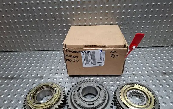 Citroen Jumper Fifth/5th gear pinion S26336770 1682770980