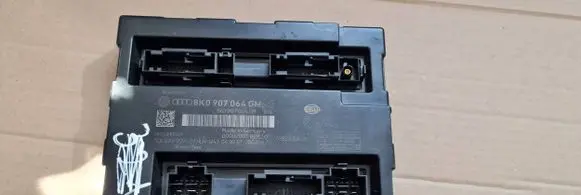 Audi A4 S4 B8 8K Comfort/convenience module 8K0907064GM 8K0907064FM 5DK00991927