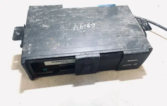 Renault Laguna II CD/DVD changer 8200002656a 8200033794a