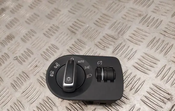 Audi Q3 8U Light switch 8X1941531AN