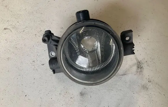 Ford Focus C-MAX Front fog light 3M5115K202AA 3M5X15K202AB 22102003
