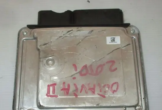 Skoda Octavia Mk2 (1Z) Engine control unit/module 03L906018NR