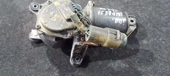 Subaru Impreza I Wiper motor