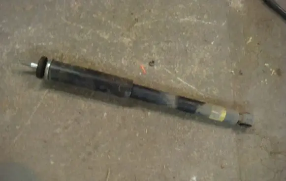 Rear shock absorber/damper