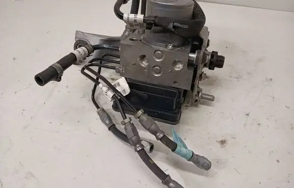 Chevrolet Volt II ABS Pump 23389754 23666362 2450402000000X