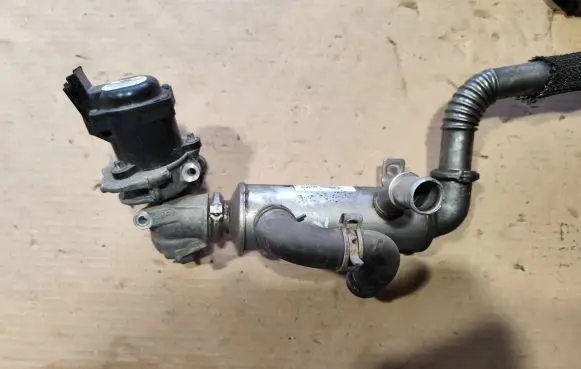 Citroen Berlingo EGR valve cooler 9646762280 VP1U3H9P445BB