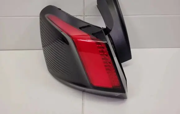 Rear/tail lights
