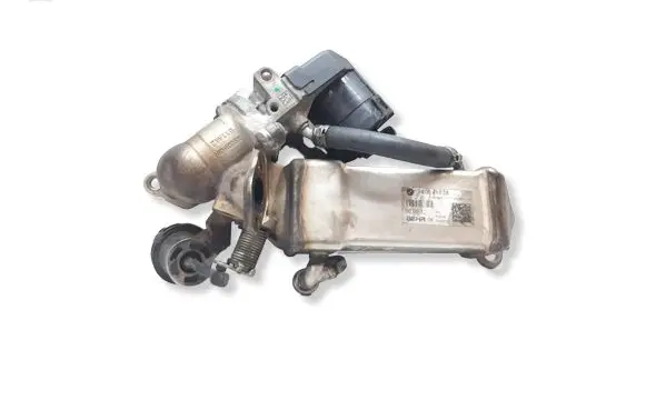 BMW X6 E71 EGR valve cooler 7805446