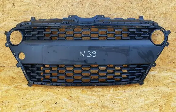 Hyundai i10 Front bumper upper radiator grill 86569-B9500