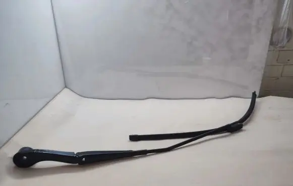 Ford Transit Custom Front wiper blade arm