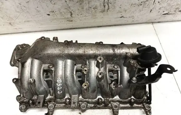 Opel Astra J Intake manifold 8973858235