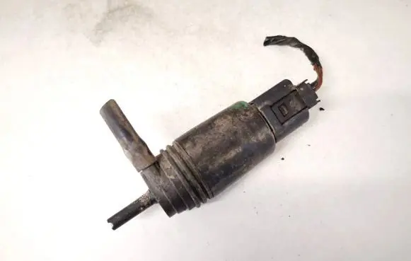 Land Rover Range Rover L322 Windscreen/windshield washer pump 67128377612 6712-8377612