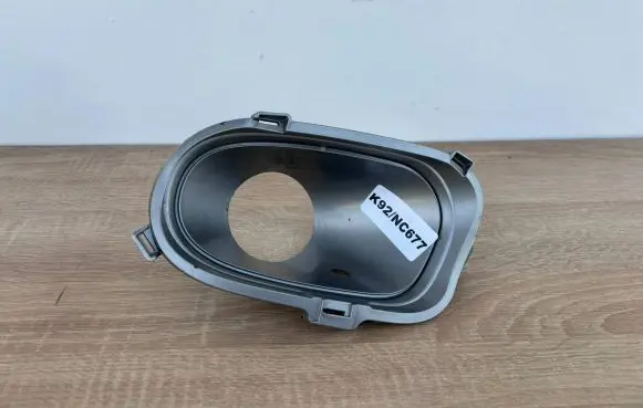 Fiat 500L Front bumper lower grill 735570828