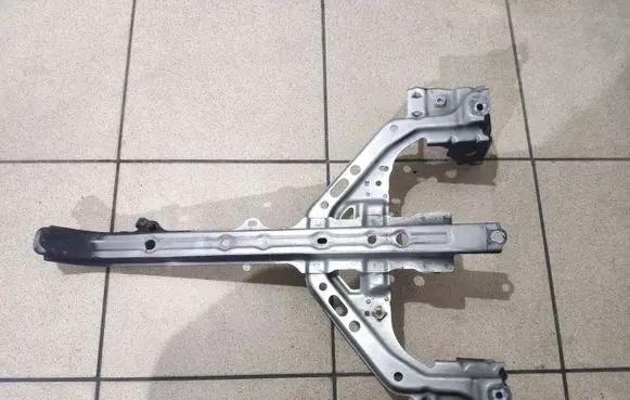 Lexus RX 450H Radiator support slam panel bracket 530210E010