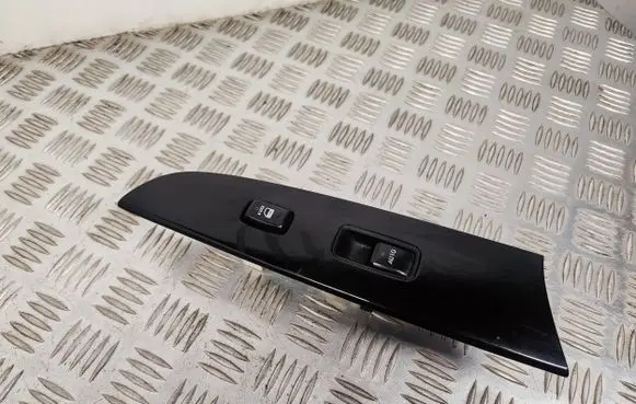 Lexus IS 220D-250-350 Electric window control switch 8403053040